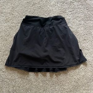 lululemon tennis skirt!
